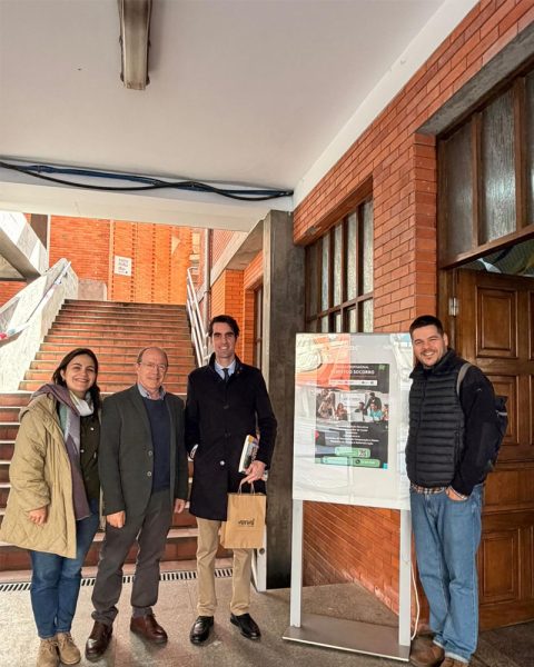João Luís Ferreira, presidente da Junta de Freguesia do Bonfim, durante visita a instituições sociais da freguesia, incluindo Meeru I Abrir Caminho, IPAV – Instituto Padre António Vieira e Externato Nossa Senhora do Perpétuo Socorro.