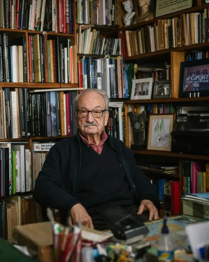 Citação do historiador Hélder Pacheco sobre o crescimento cultural e social do Bonfim, destacando a freguesia como zona em ascensão no Porto.